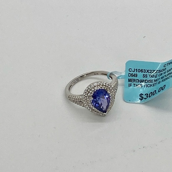 White Sapphire And Tanzanite Stone Ring! 7 - Picture 5 of 16